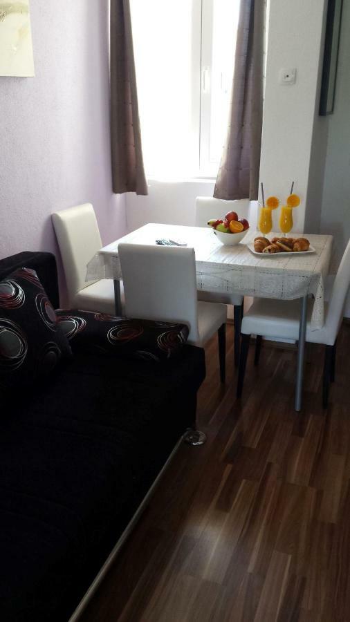 Apartments Lavanda Biograd Na Moru Extérieur photo