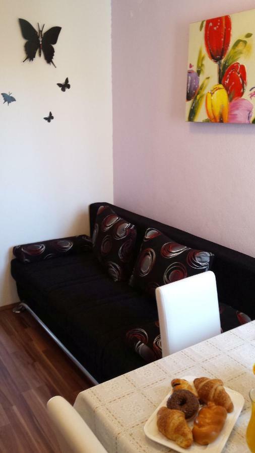 Apartments Lavanda Biograd Na Moru Extérieur photo